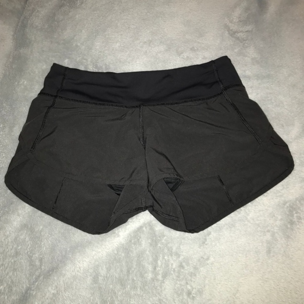 LULULEMON BLACK SPEED SHORTS SIZE 2